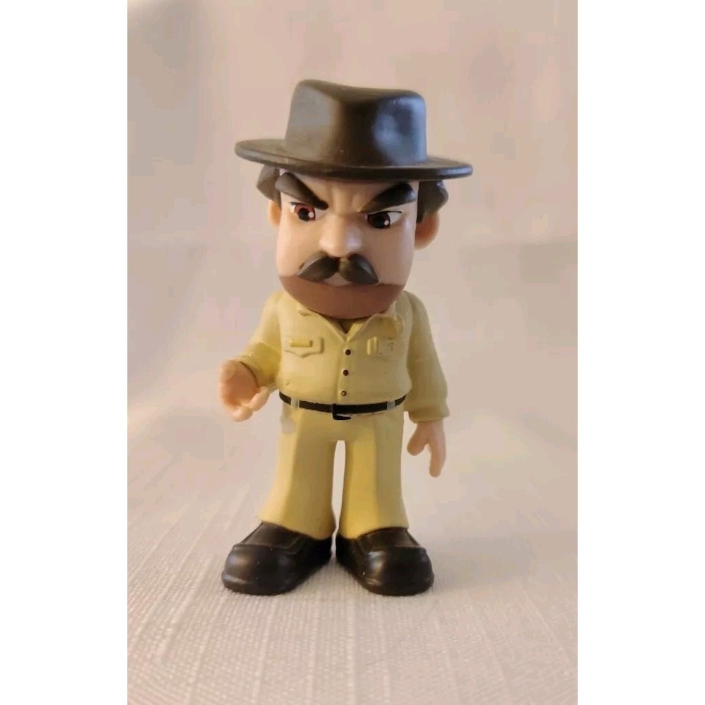 Jim Hopper Fgure Stranger Things YuMe Upside Down Capsule Loose